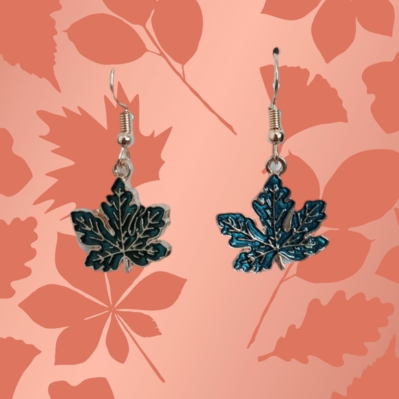Green Maple Leaf Earrings - Picture 4 of 4